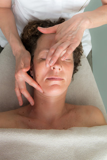 Skincare-Amsterdam-Bindweefselmassage-GezichtsReflexologie Skincare-Amsterdam-Bindweefselmassage-GezichtsReflexologie